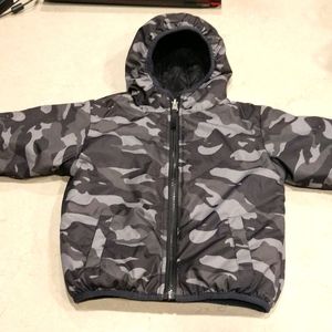 2T Bass Pro Toddler Boy's Totally Reversible Jacket- Camo/Black